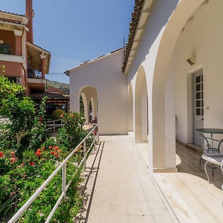 Lena Kassiopi Apartments Exterior foto